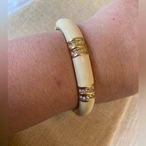 S.A.L. Swarovski Crystals‎ and Enameled Vintage Hinged Bracelet